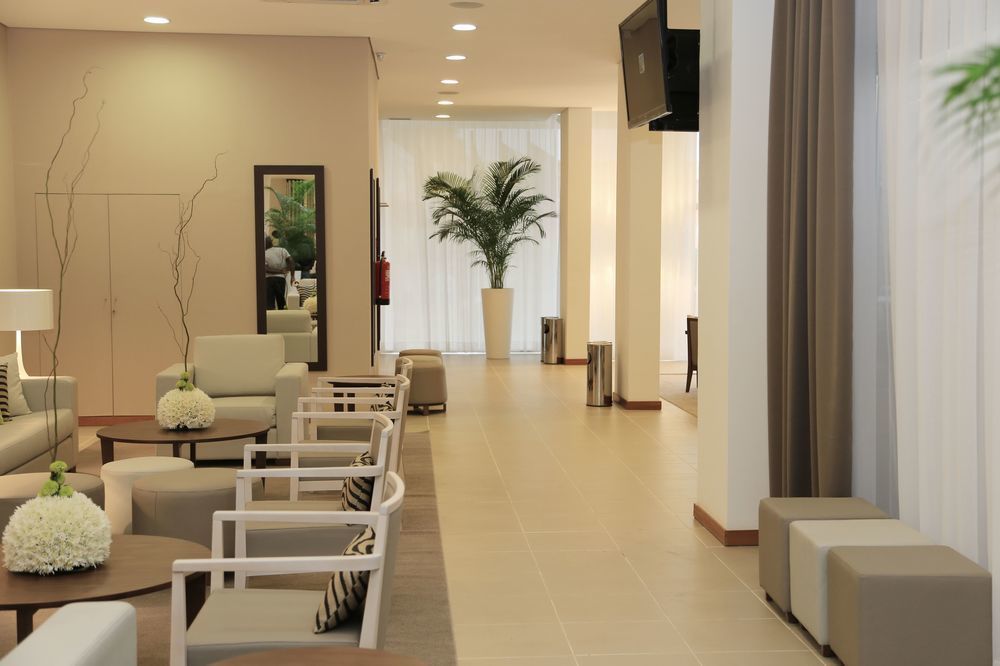 Fly Hotel Luanda Exterior photo